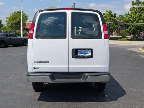 2022 Chevrolet Express 2500 RWD 2500 Regular Wheelbase WT