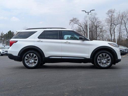 STAR WHITE MET TRI-COAT 2025 Ford Explorer Active