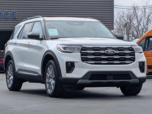 STAR WHITE MET TRI-COAT 2025 Ford Explorer Active