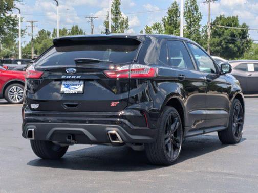 2024 Ford Edge ST