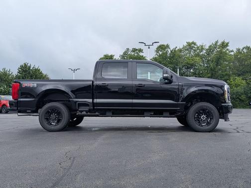 AGATE BLACK 2026 Ford F-250 XL