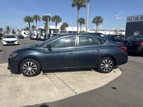 2017 Nissan Sentra SV