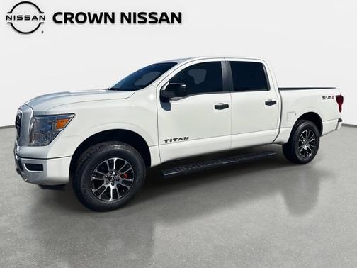 2024 Nissan Titan SV