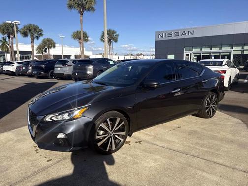 2021 Nissan Altima 2.5 Platinum