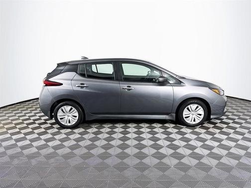 2023 Nissan Leaf S