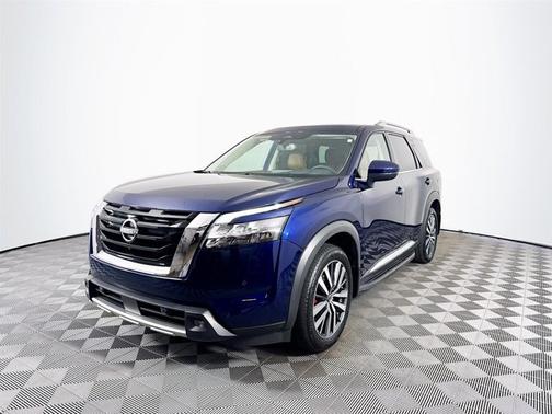 2022 Nissan Pathfinder Platinum