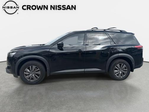 2023 Nissan Pathfinder SV