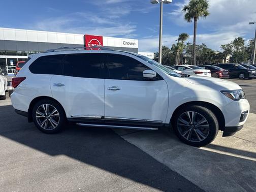 2019 Nissan Pathfinder Platinum