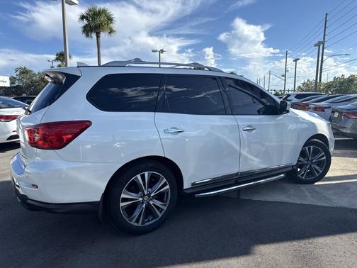 2019 Nissan Pathfinder Platinum