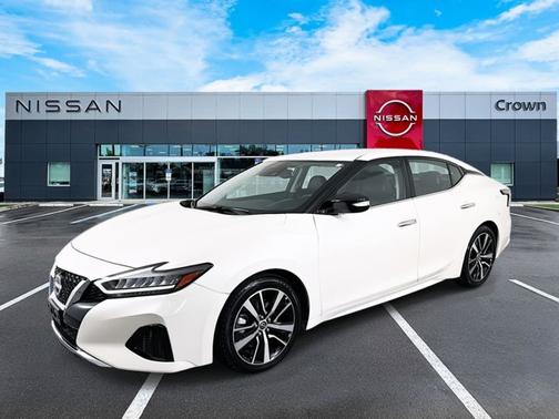 2023 Nissan Maxima SV