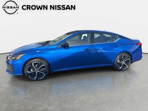 2025 Nissan Altima SR