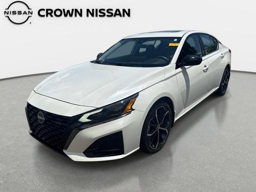 White 2024 Nissan Altima 2.5 SR