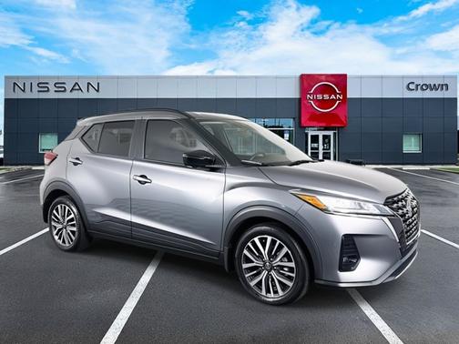 2021 Nissan Kicks SR