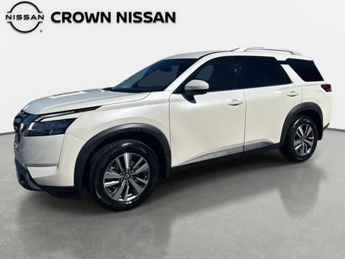 2024 Nissan Pathfinder SL