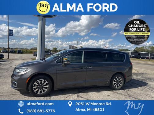 2021 Chrysler Pacifica Touring L
