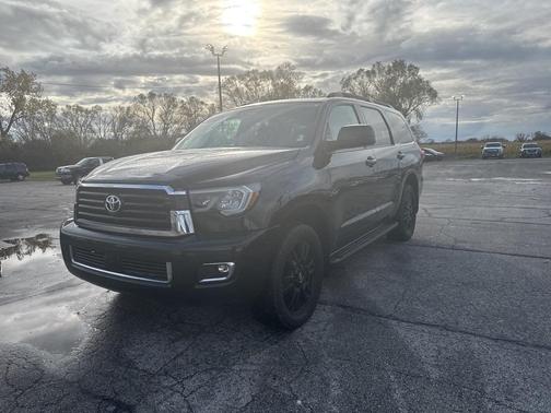2020 Toyota Sequoia SR5