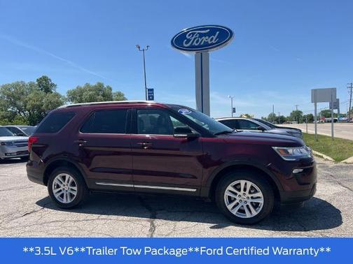 BURGUNDY VELVET MET TINT CC 2018 Ford Explorer XLT