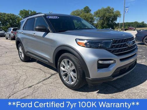 ICONIC SILVER METALLIC 2023 Ford Explorer XLT