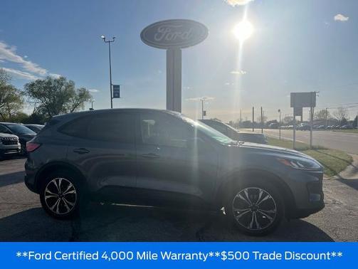 CARBONIZED GRAY 2022 Ford Escape SE