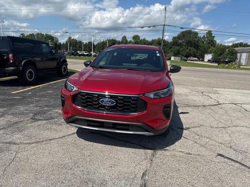 2025 Ford Escape ST-Line