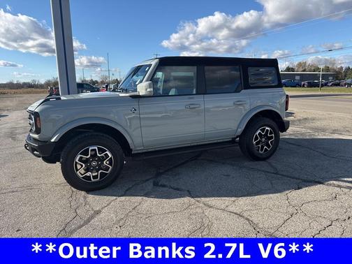 2023 Ford Bronco Outer Banks