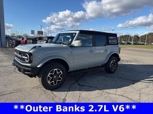 2023 Ford Bronco Outer Banks