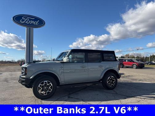 2023 Ford Bronco Outer Banks