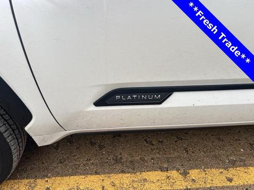 2024 Toyota Tundra Hybrid Platinum