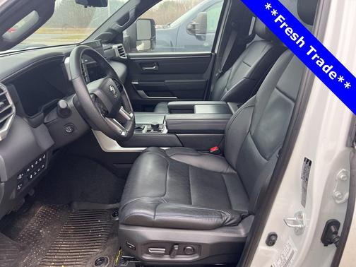 2024 Toyota Tundra Hybrid Platinum