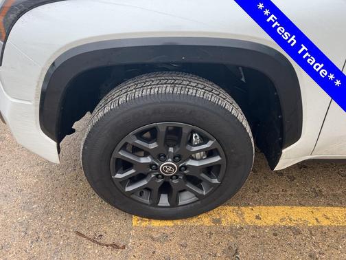 2024 Toyota Tundra Hybrid Platinum