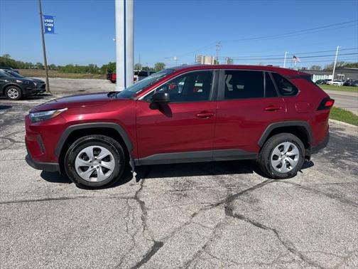 2023 Toyota RAV4 LE