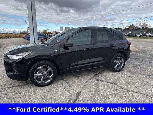 2023 Ford Escape ST-LINE