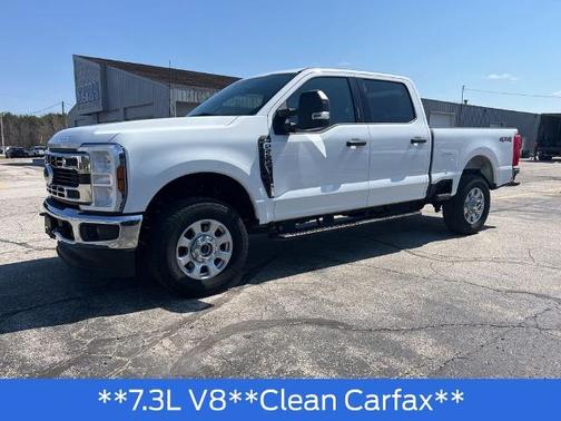 OXFORD WHITE 2024 Ford F-250 XLT