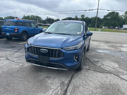 2023 Ford Escape Platinum