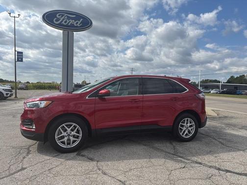2022 Ford Edge SEL