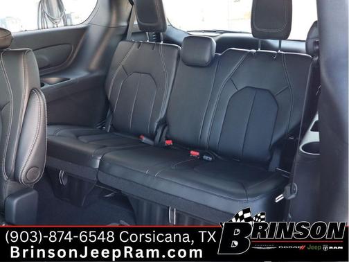 Silver Mist Clearcoat 2026 Chrysler Pacifica Select FWD