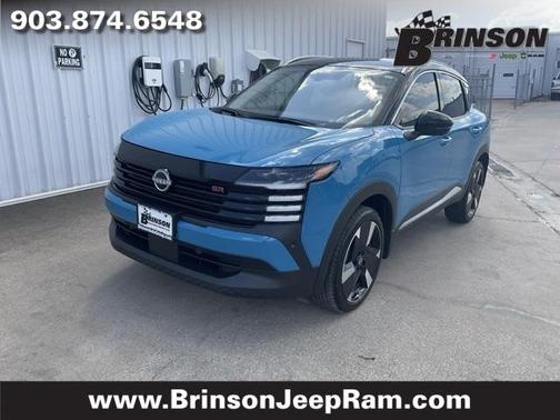 2025 Nissan Kicks SR
