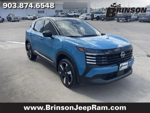2025 Nissan Kicks SR