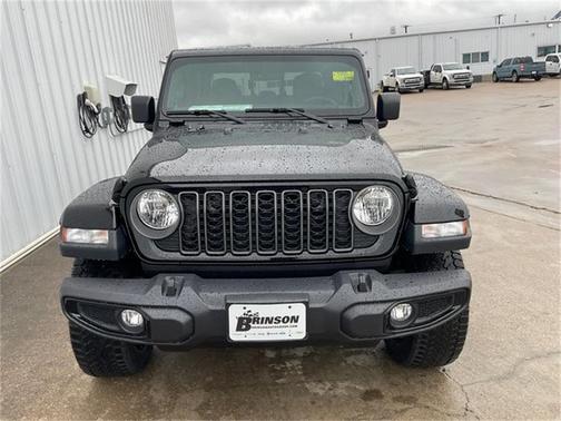 2025 Jeep Gladiator Sport