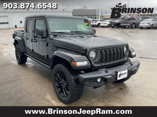 2025 Jeep Gladiator Sport