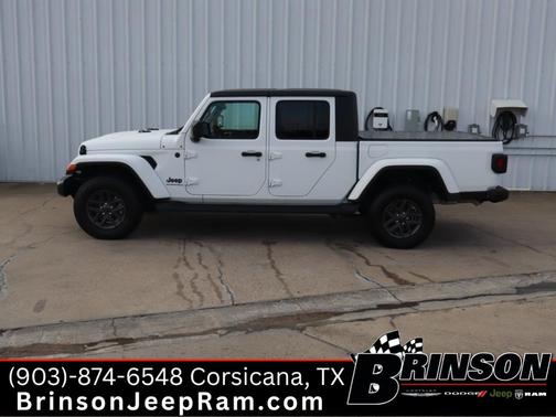 2024 Jeep Gladiator Sport