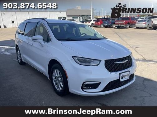 2022 Chrysler Pacifica Touring-L