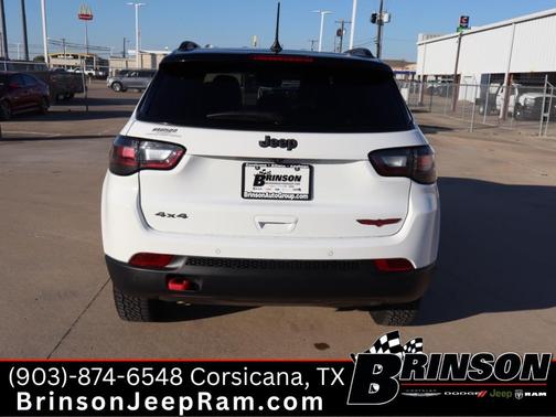 2025 Jeep Compass Trailhawk