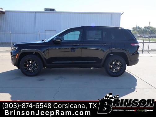 2025 Jeep Grand Cherokee Laredo