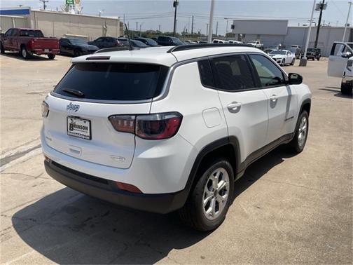 2025 Jeep Compass Latitude