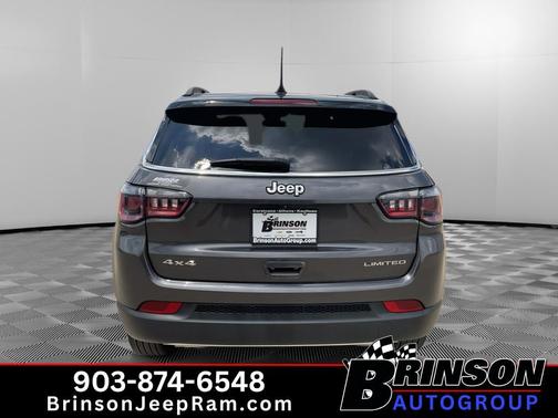 Granite Crystal Clearcoat Metallic 2023 Jeep Compass Limited