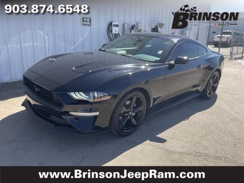 2022 Ford Mustang EcoBoost