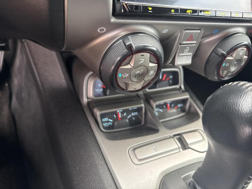 2013 Chevrolet Camaro 2LT