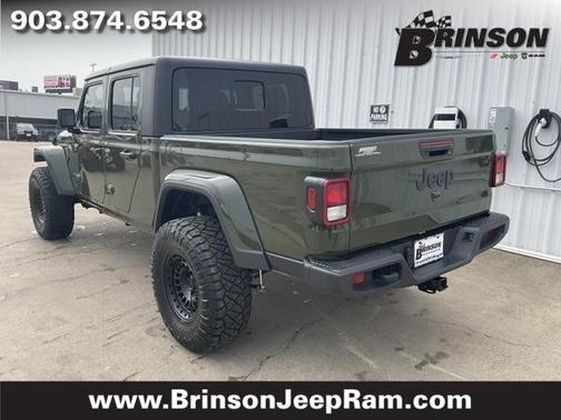 2024 Jeep Gladiator Sport