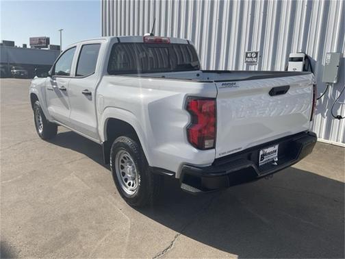 2024 Chevrolet Colorado WT